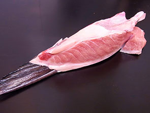 腹びれ(加熱用) 腹びれ(加熱用)